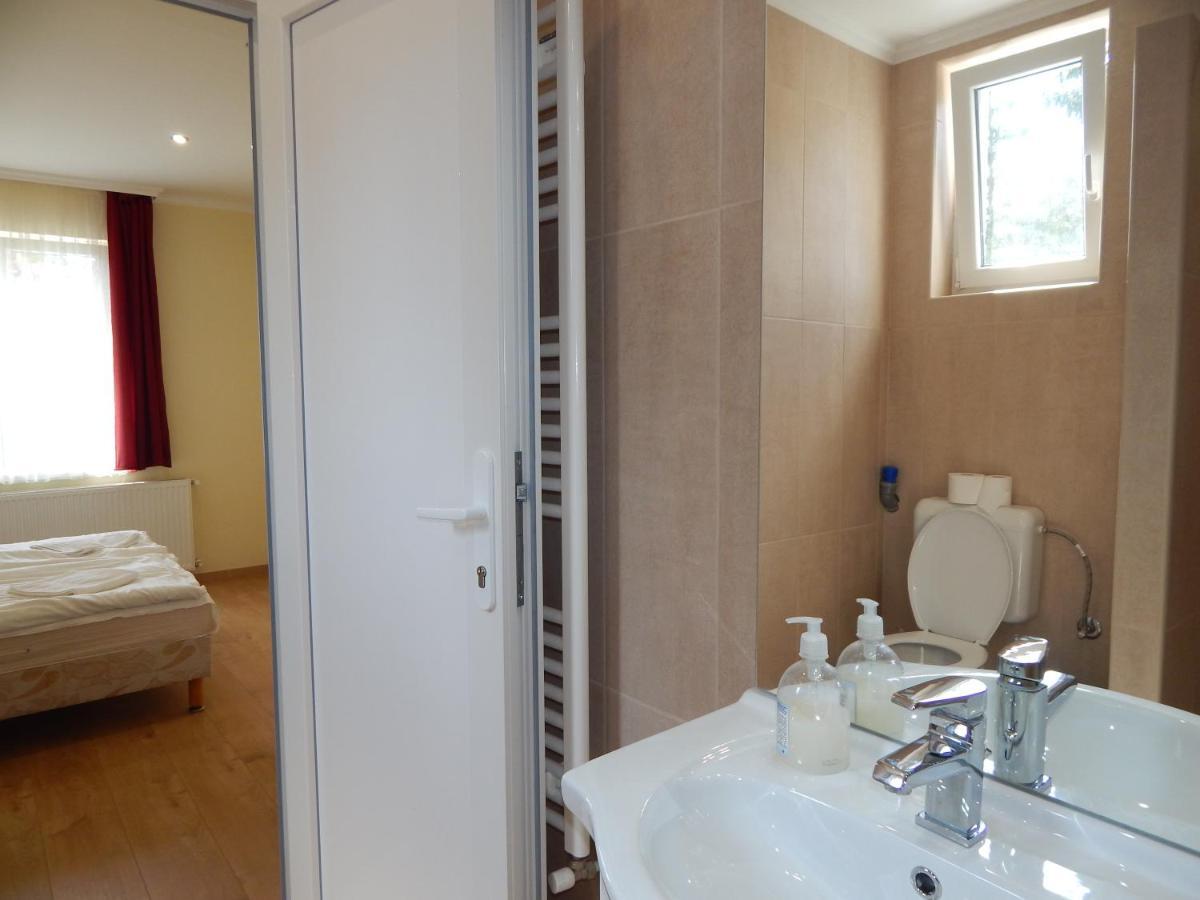 Hajdu Vendeghaz Hotel Hajduszoboszlo Luaran gambar