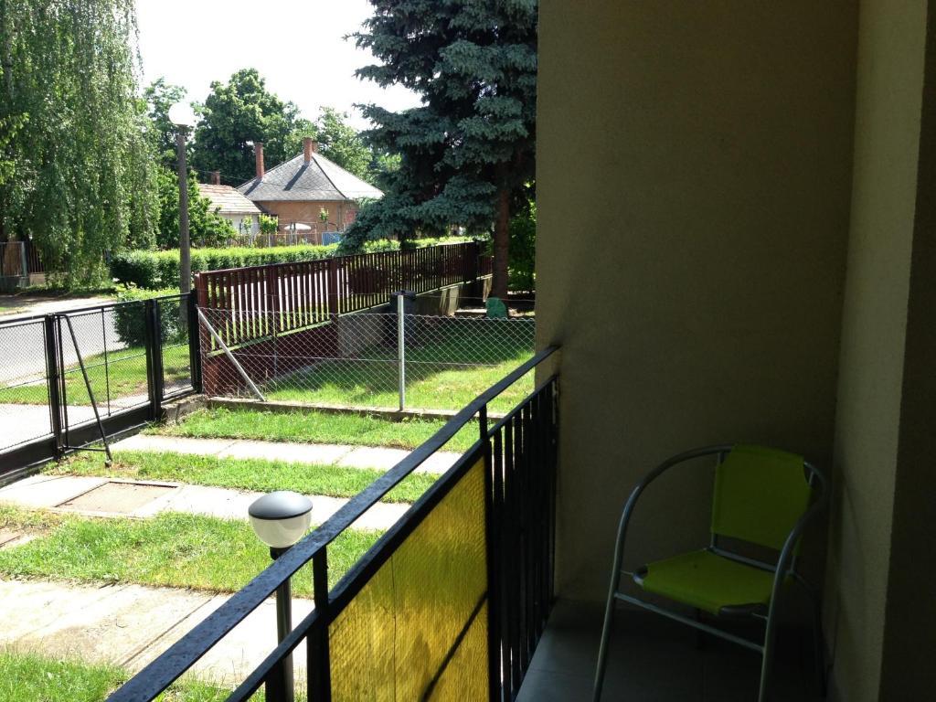 Hajdu Vendeghaz Hotel Hajduszoboszlo Bilik gambar