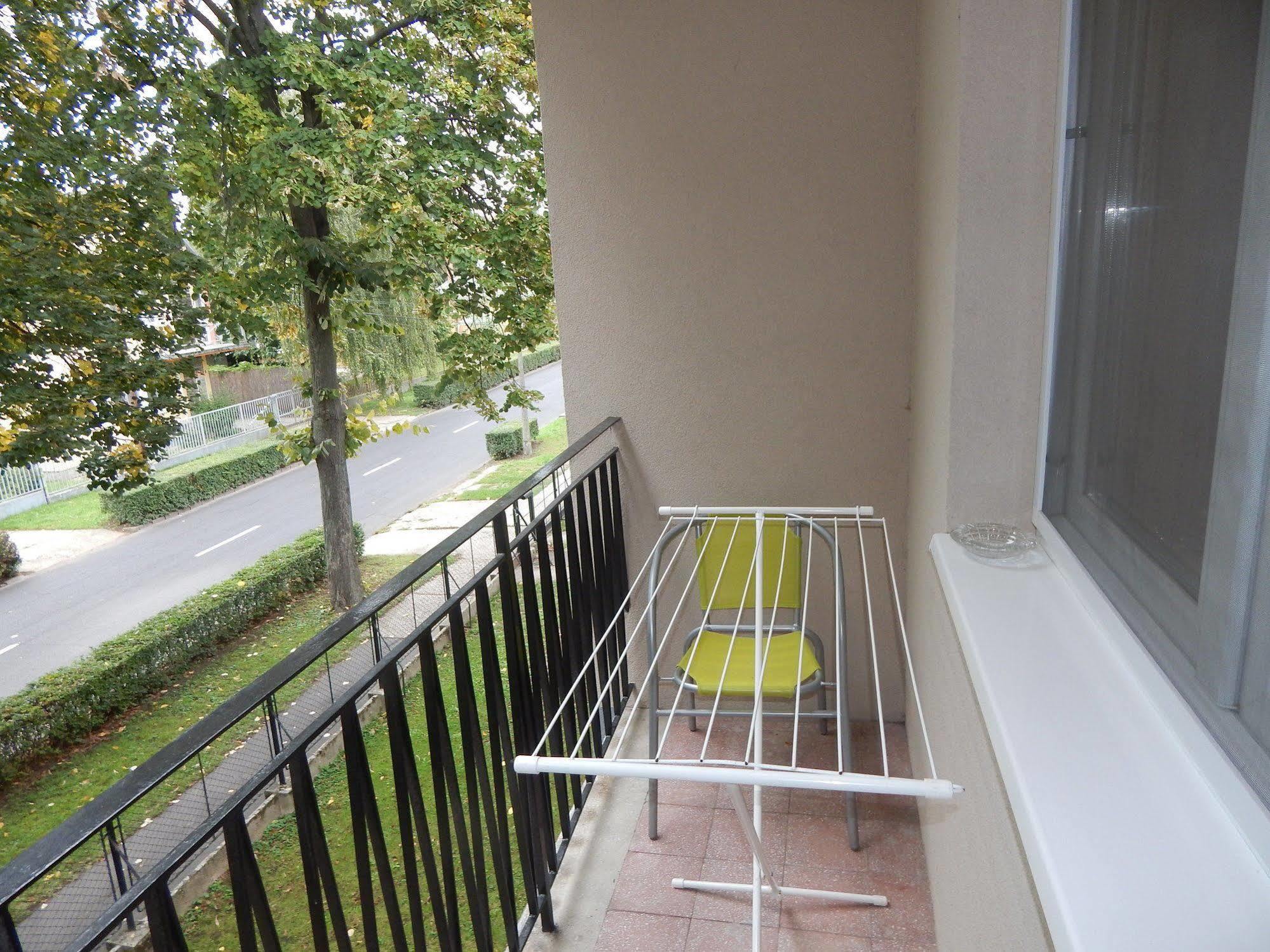 Hajdu Vendeghaz Hotel Hajduszoboszlo Luaran gambar