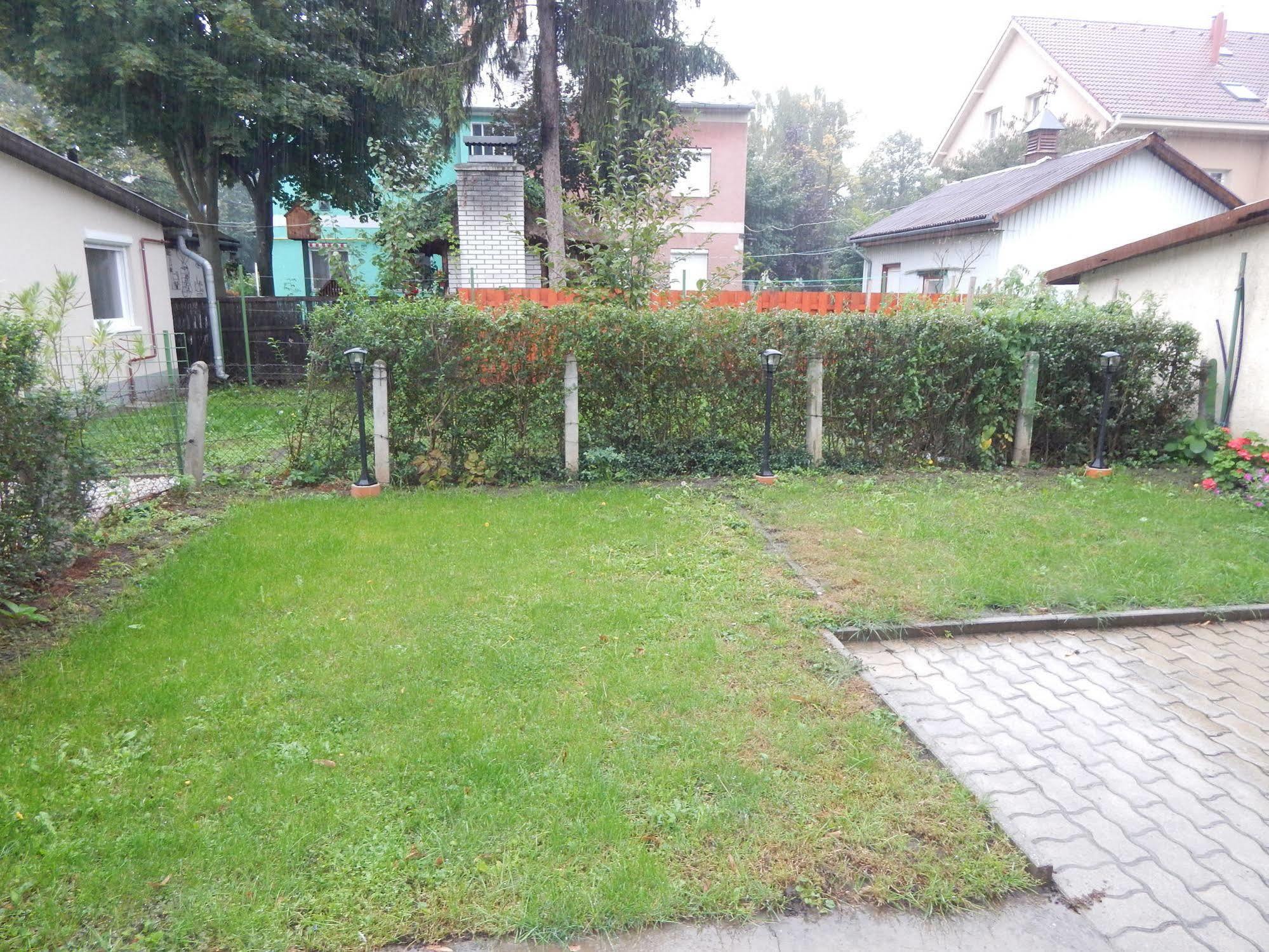 Hajdu Vendeghaz Hotel Hajduszoboszlo Luaran gambar